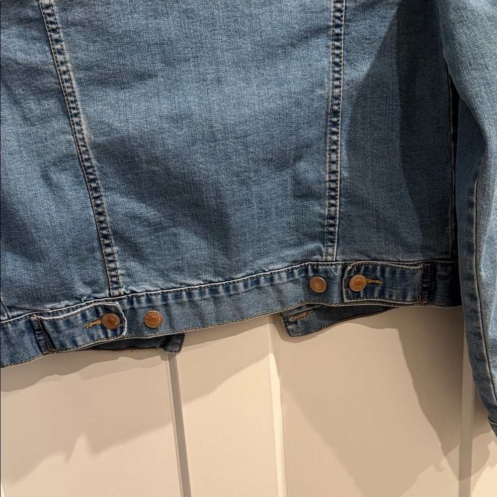 Forever 21 Light Blue Jean Jacket with Brass Accents - Picture 7 of 7